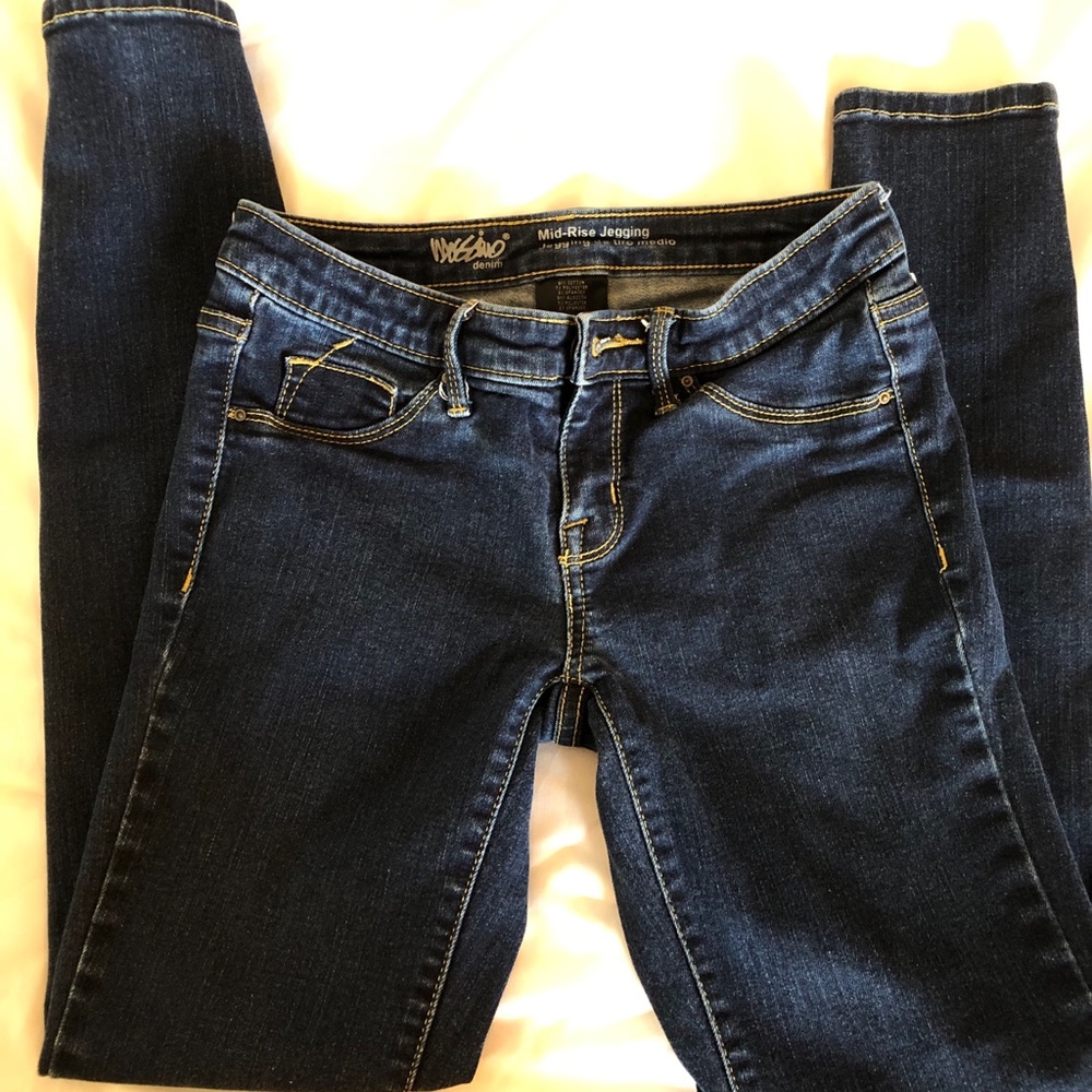 Skinny jeans